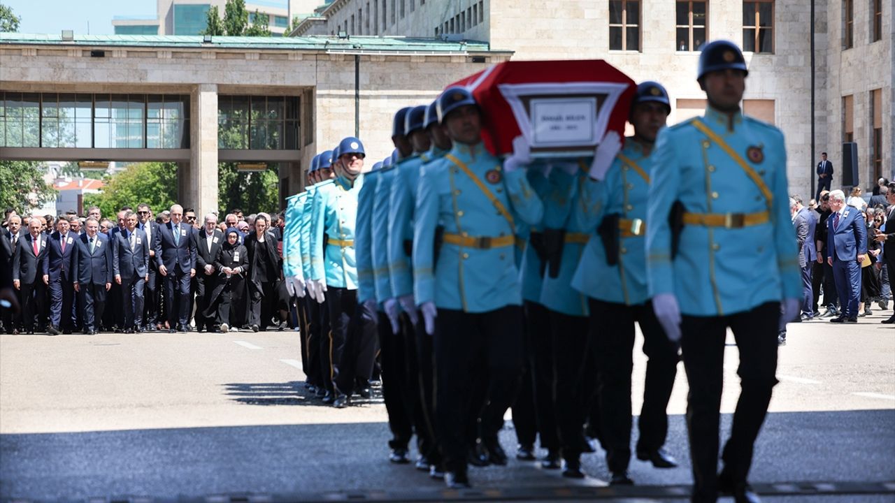 Eski milletvekili İsmail Bilen için Meclis'te cenaze töreni düzenlendi