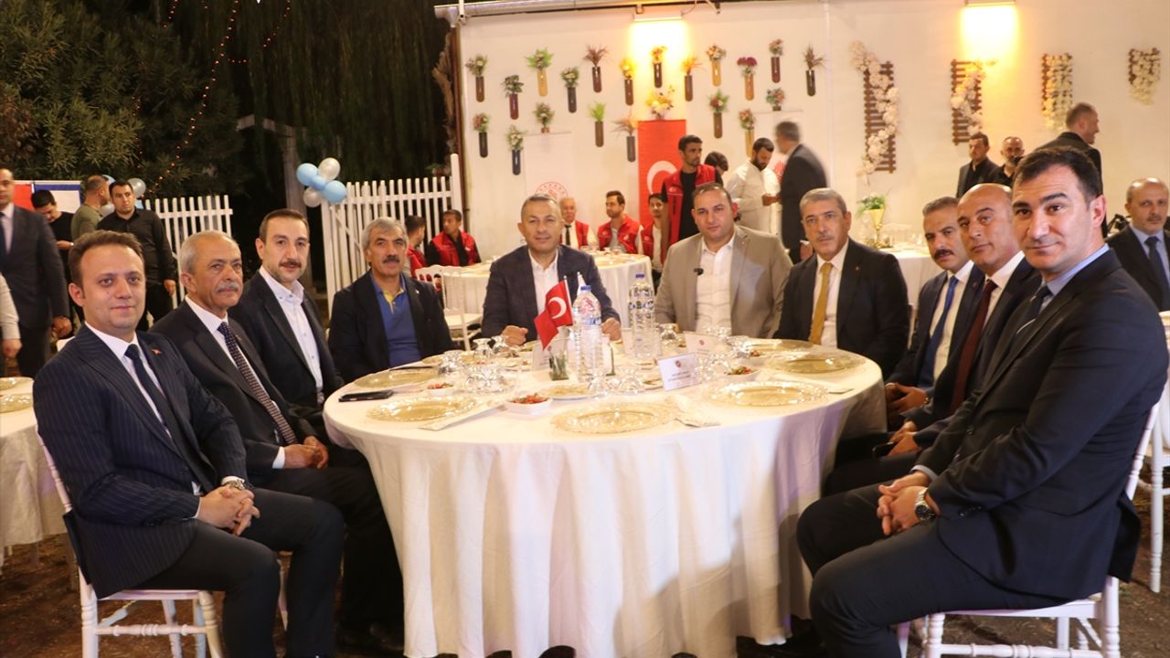 Kilis'te 32 çocuk için toplu sünnet şöleni düzenlendi