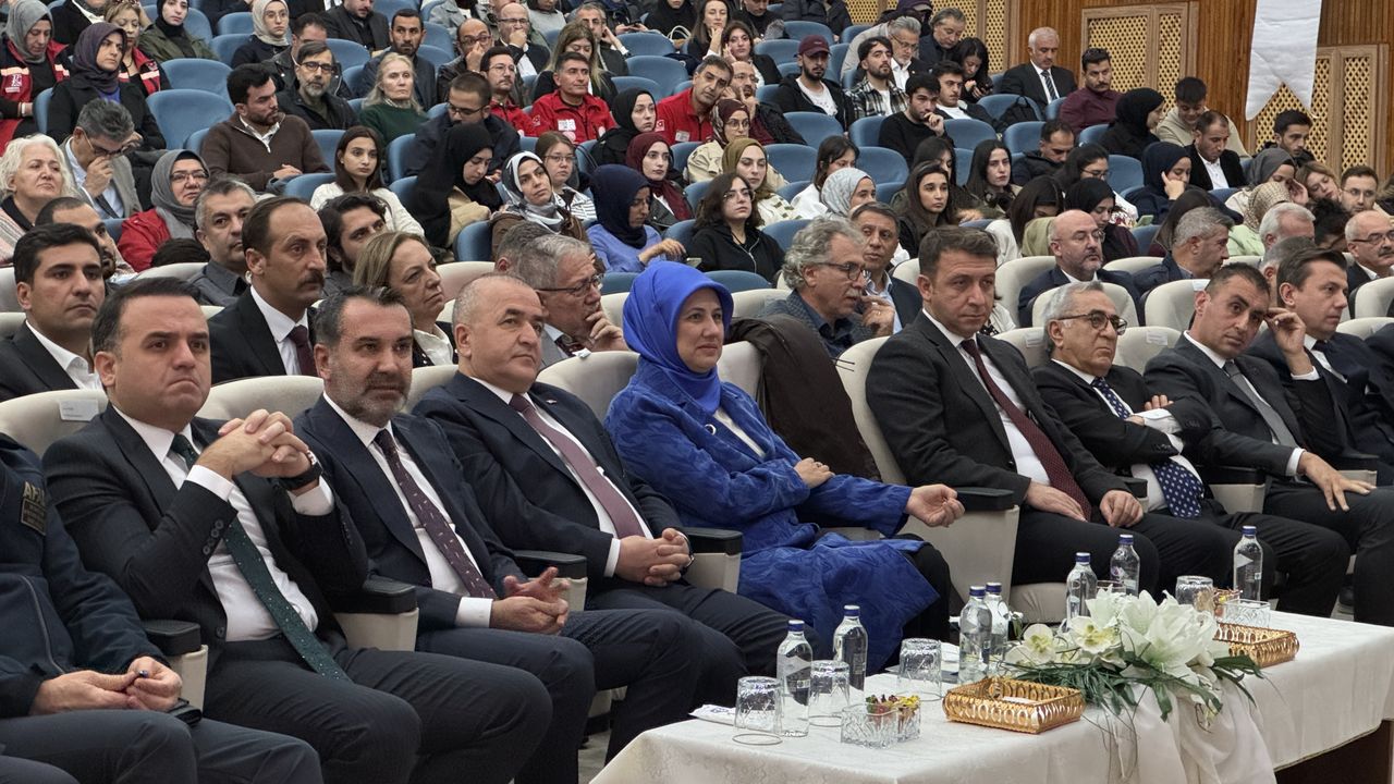 '7. Uluslararası Afet ve Dirençlilik Kongresi' Elazığ'da başladı
