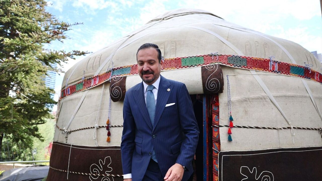 AK Parti Genel Başkan Yardımcısı Zorlu, 'Hazar'ın İncisi Kazak Otağı'nın açılışına katıldı