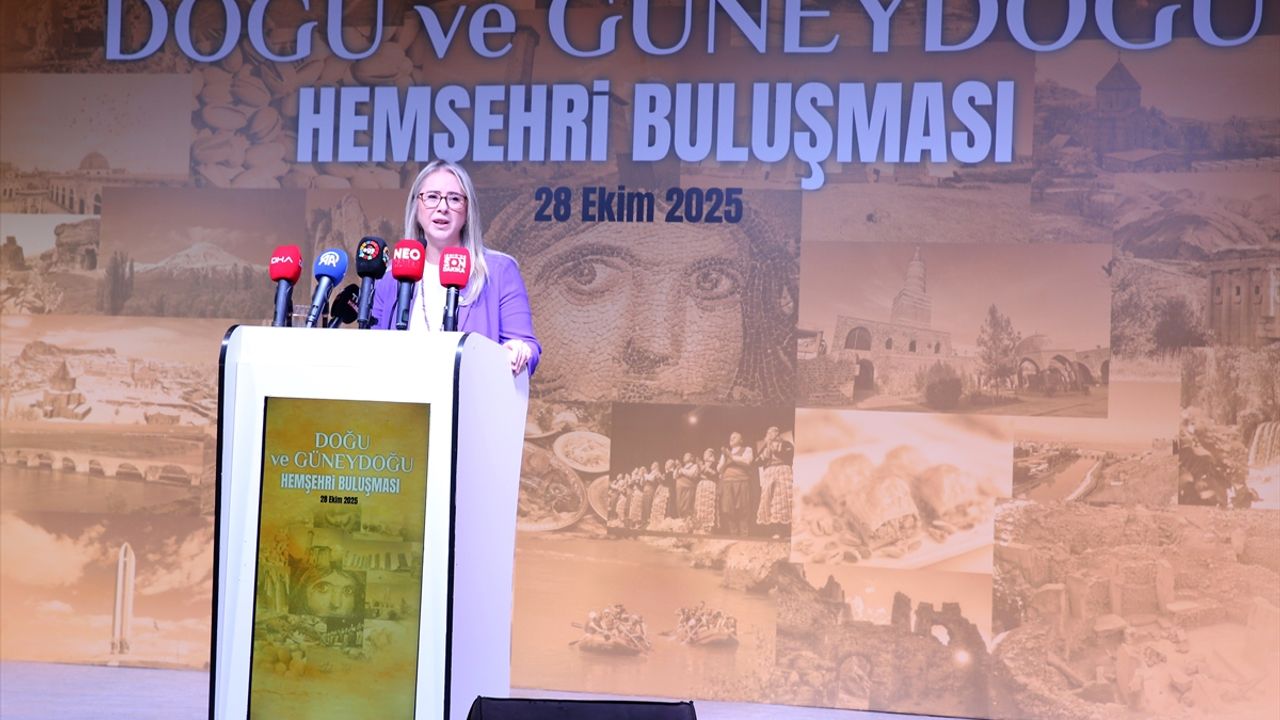 AK Parti Genel Sekreteri İnan, İzmir'de konuştu: