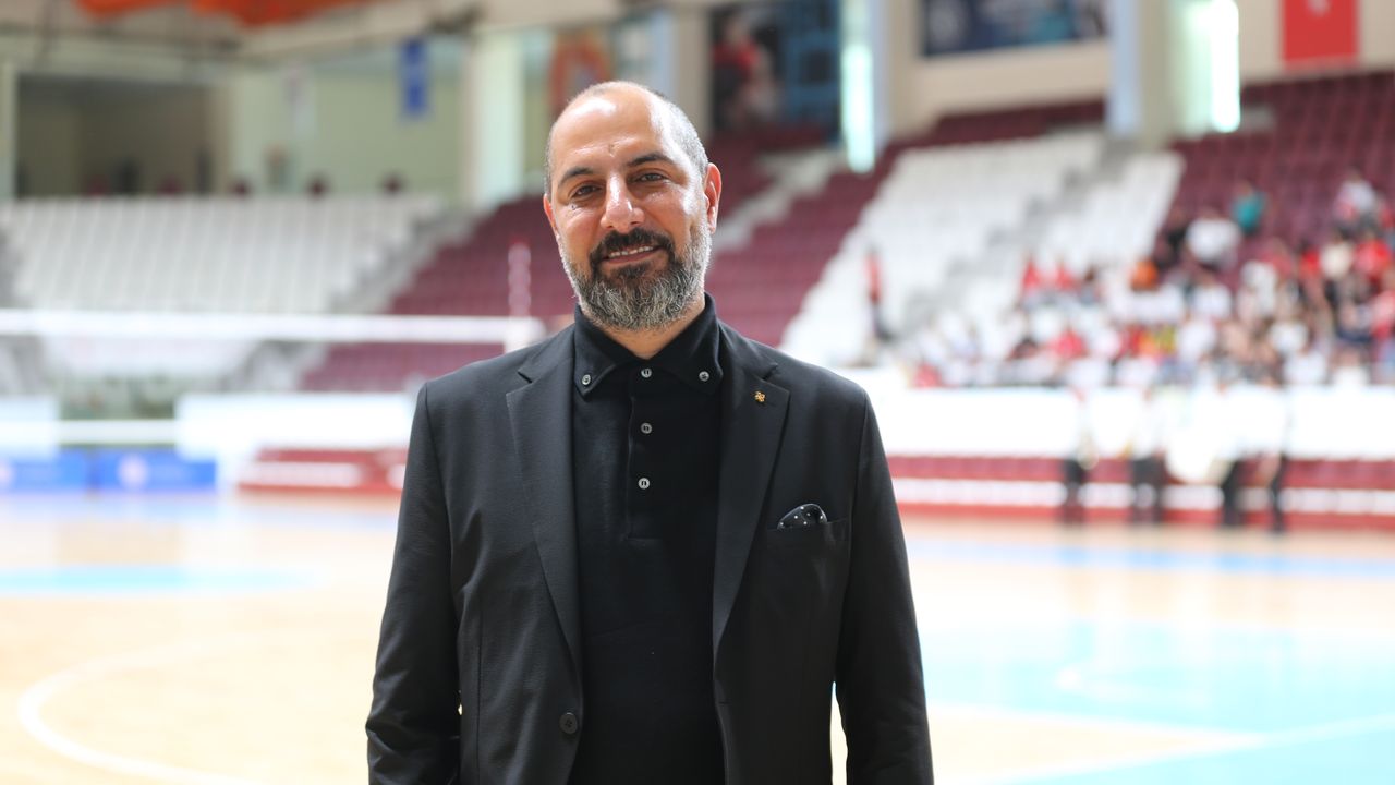 arsaVev, isim sponsoru oldukları Hatay Voleybol Spor Kulübü sporcularıyla bir araya geldi
