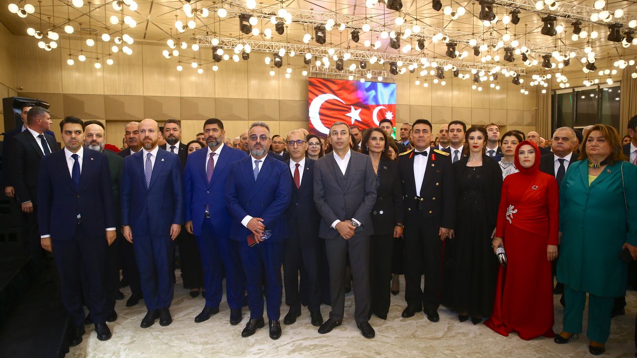 Azerbaycan'da Türkiye Cumhuriyeti'nin 102. yılı dolayısıyla resepsiyon düzenlendi