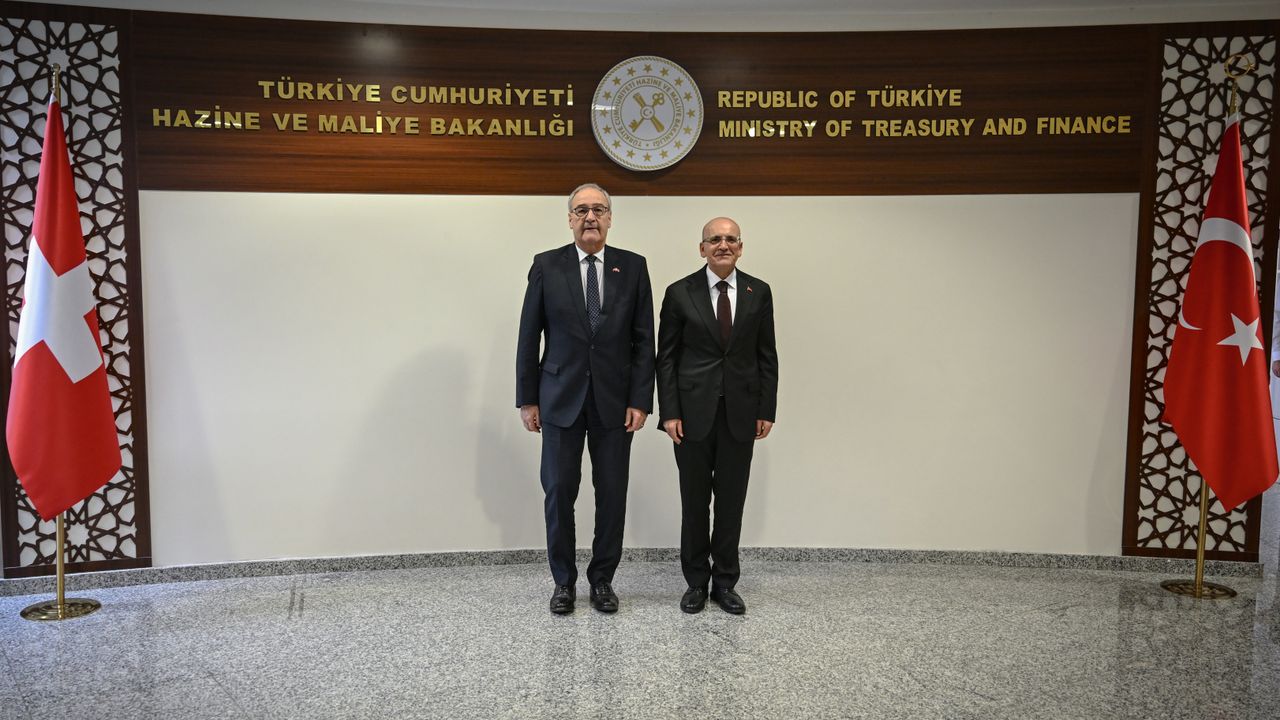 Bakan Şimşek, İsviçre Konfederasyonu Başkan Yardımcısı Parmelin ile bir araya geldi