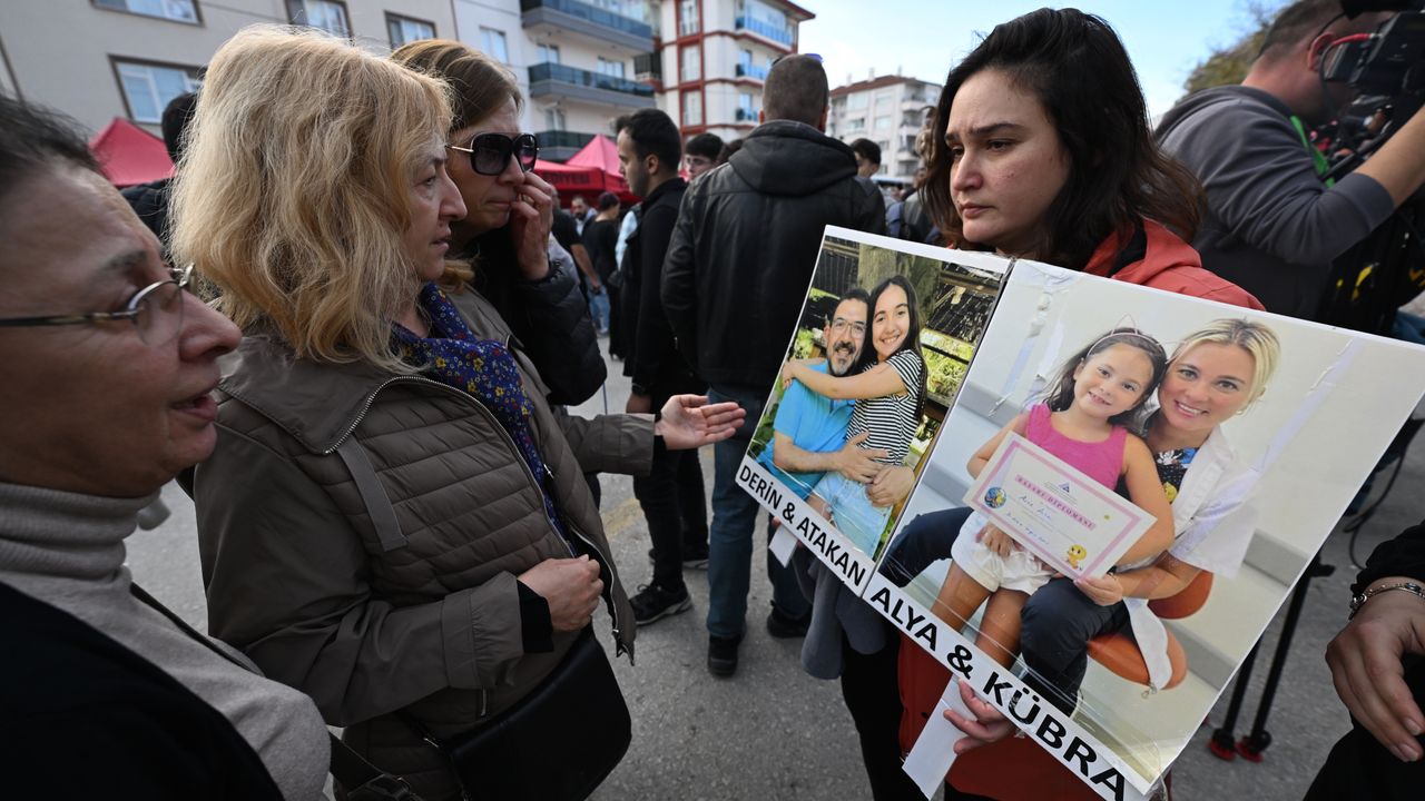 Bolu'daki Grand Kartal Otel yangını davasında karar açıklandı (1)