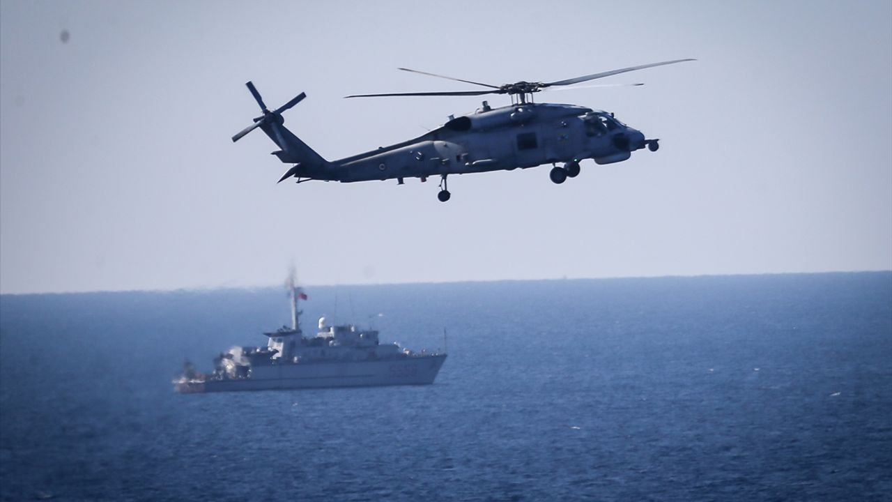 Deniz Kuvvetleri Komutanı Oramiral Tatlıoğlu, Nusret-2025 Davet Tatbikatı'nın Seçkin Gözlemci Günü etkinliğine katıldı: