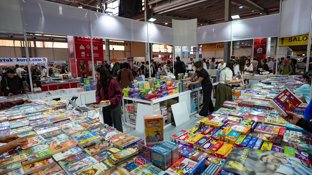 Diyarbakır 9. Kitap Fuarı devam ediyor