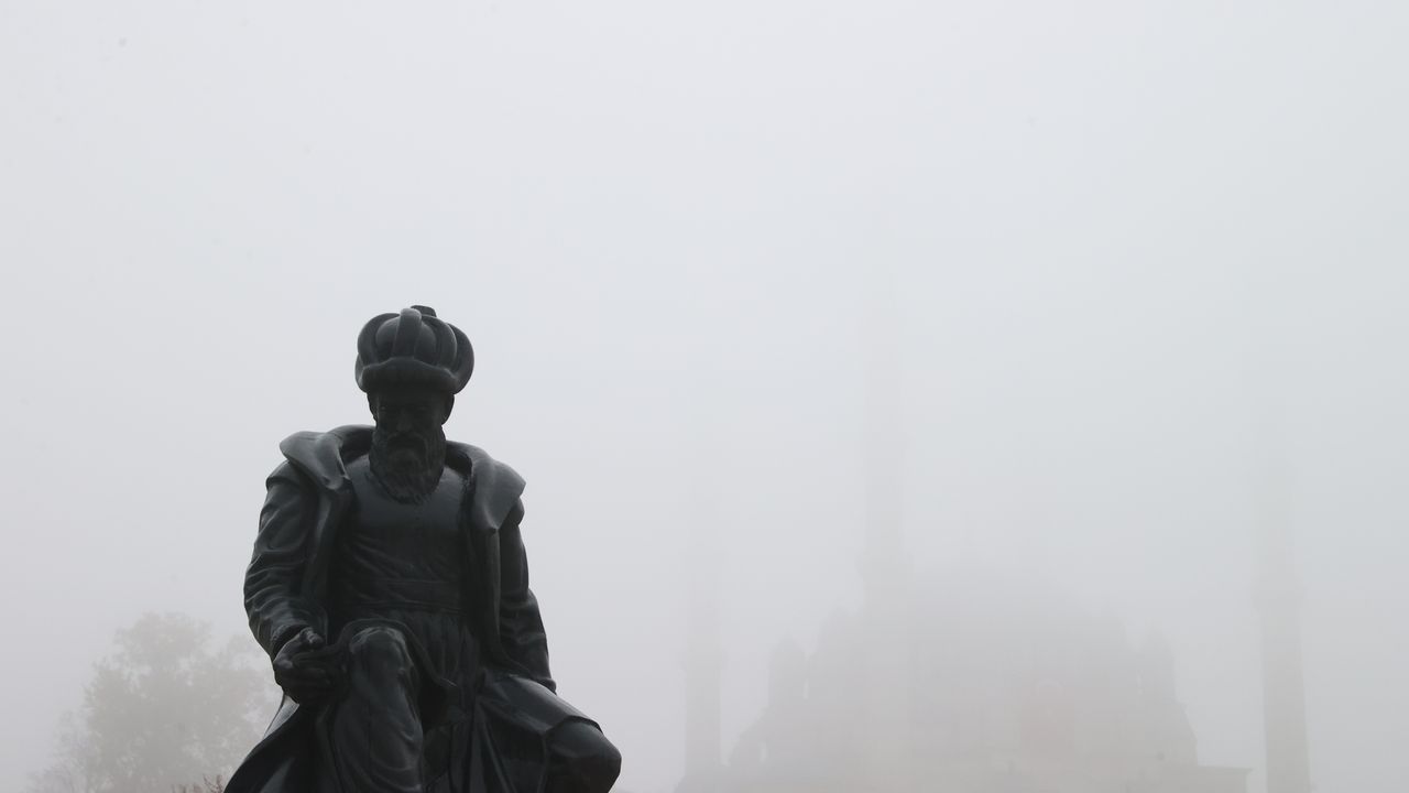 Edirne'de yoğun sis etkili oluyor