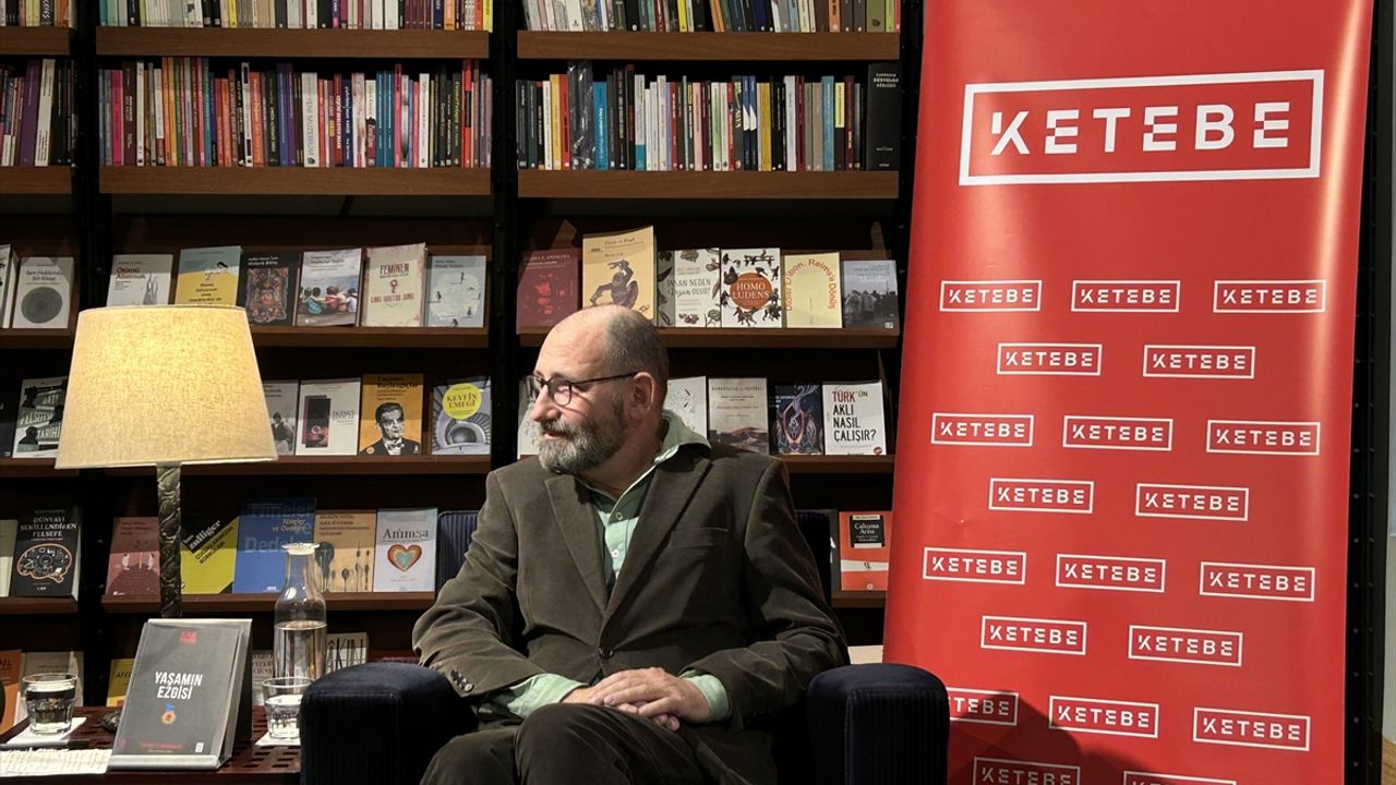Fransız filozof Claude Romano, İstanbul'da kitapseverlerle buluştu