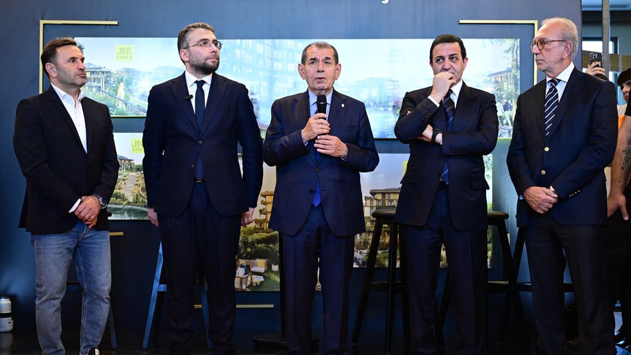 Galatasaray Kulübü Başkanı Özbek, Next Level Kemer projesinin tanıtımına katıldı