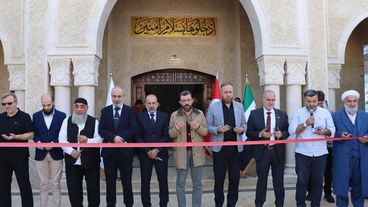 İHH, Halep'te Seyyid Baba Külliyesi'ni hizmete açtı