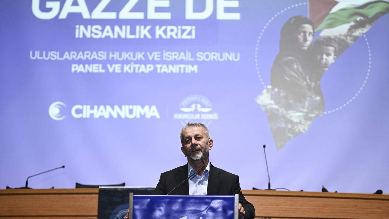 İstanbul'da 'Gazze'de İnsanlık Krizi: Uluslararası Hukuk ve İsrail Sorunu' paneli yapıldı