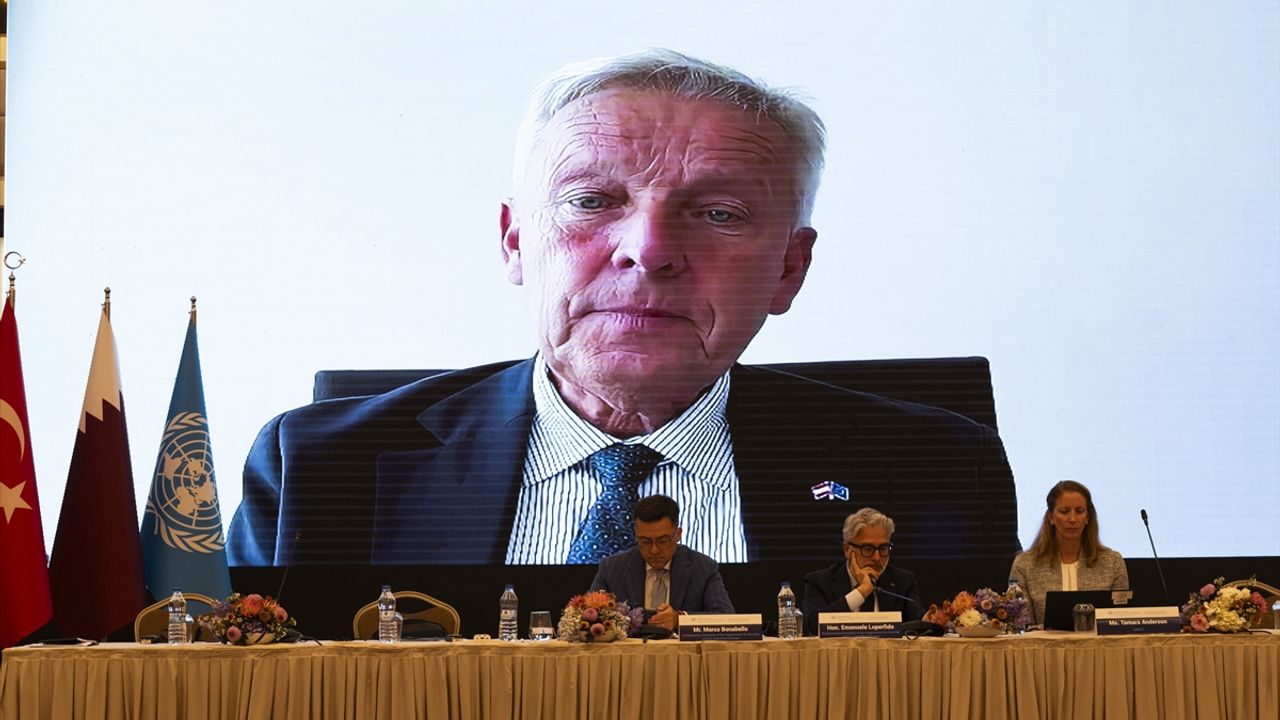 İstanbul'daki terörle mücadele konferansında, küresel parlamenter rehber oluşturulması ihtiyacı tartışıldı