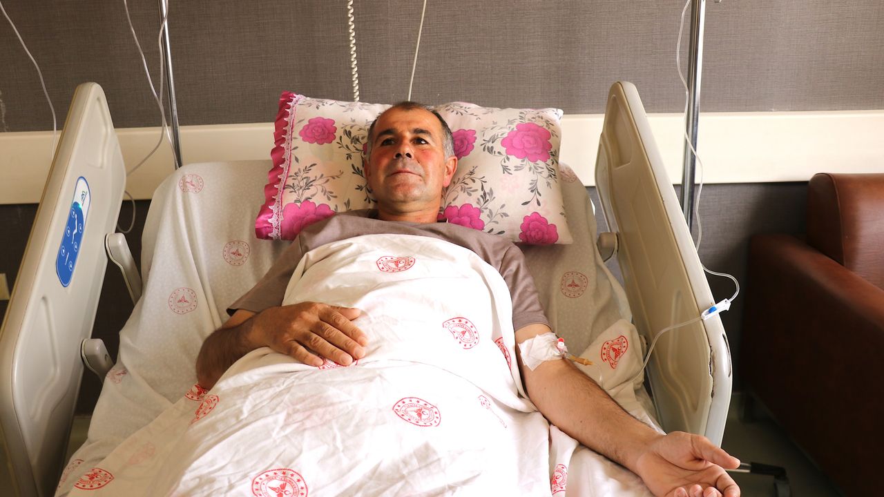 Karnındaki 4 kilogramlık kitleden ameliyatla kurtuldu