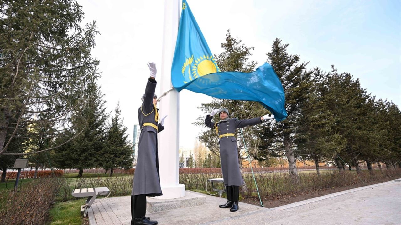 Kazakistan, Cumhuriyet Bayramı'nı kutluyor