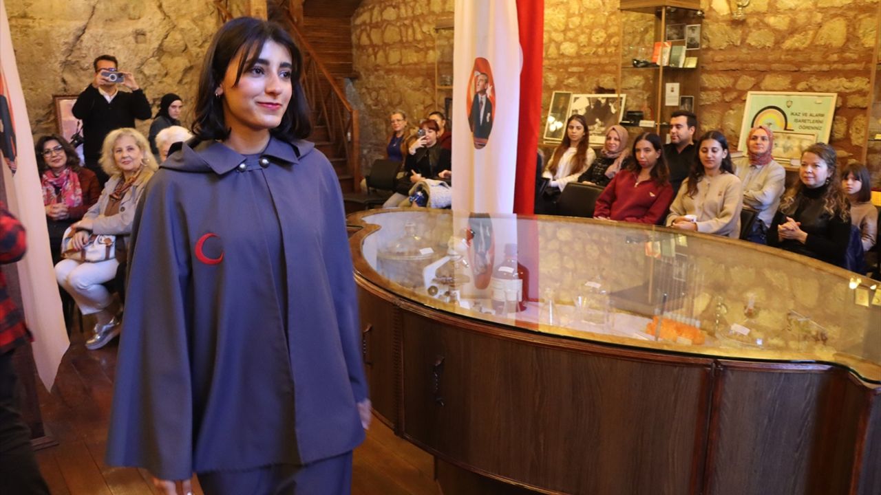 Kırklareli'nde 'Sağlığın Tarihi Adımları Defilesi' düzenlendi