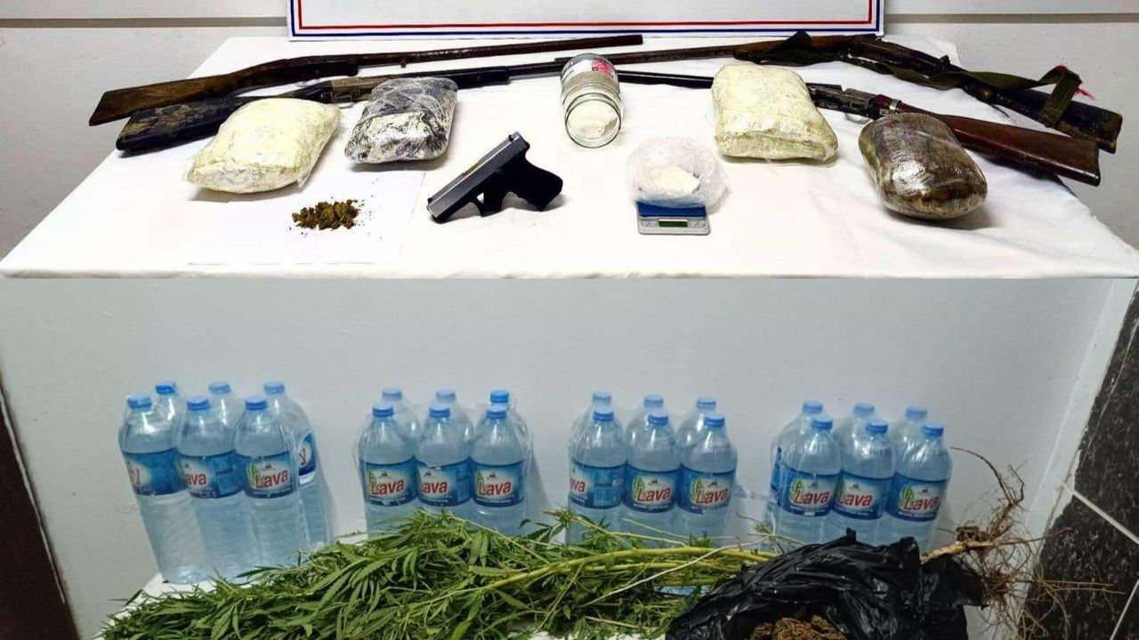 Mardin'de uyuşturucu operasyonunda yakalanan 2 zanlı tutuklandı