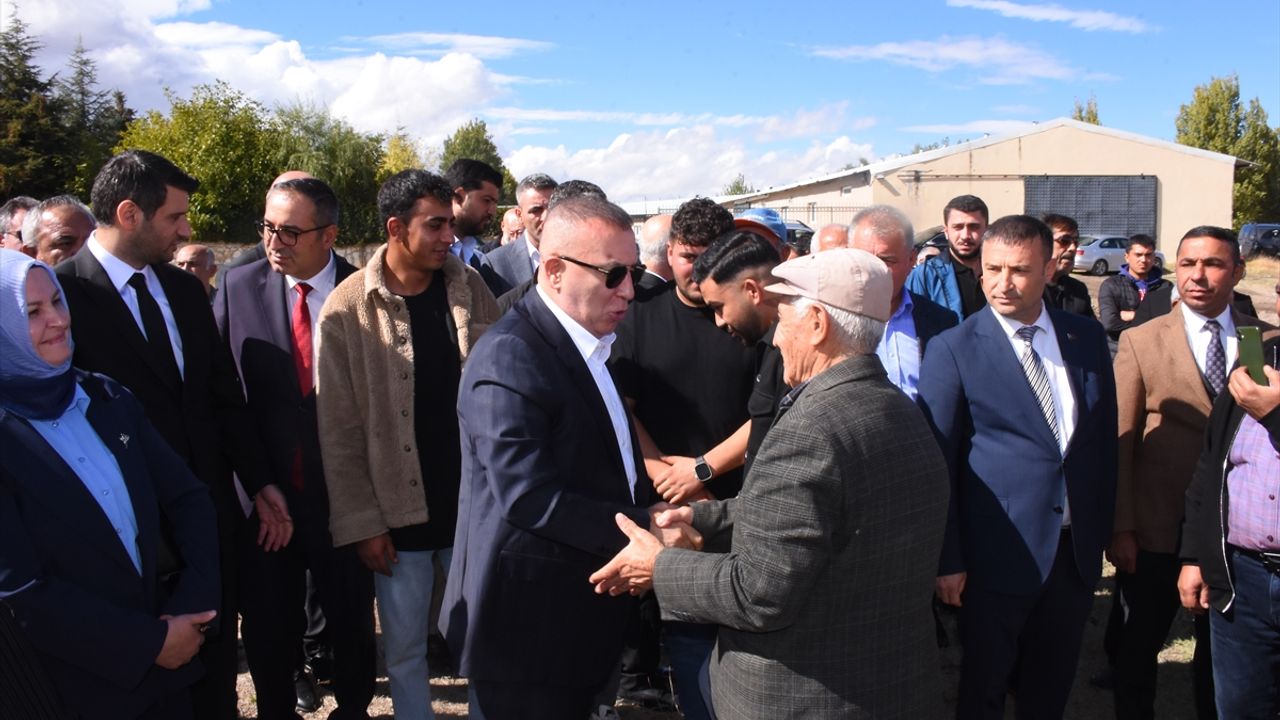 MHP Genel Başkan Yardımcısı Yönter, Afyonkarahisar'da konuştu: