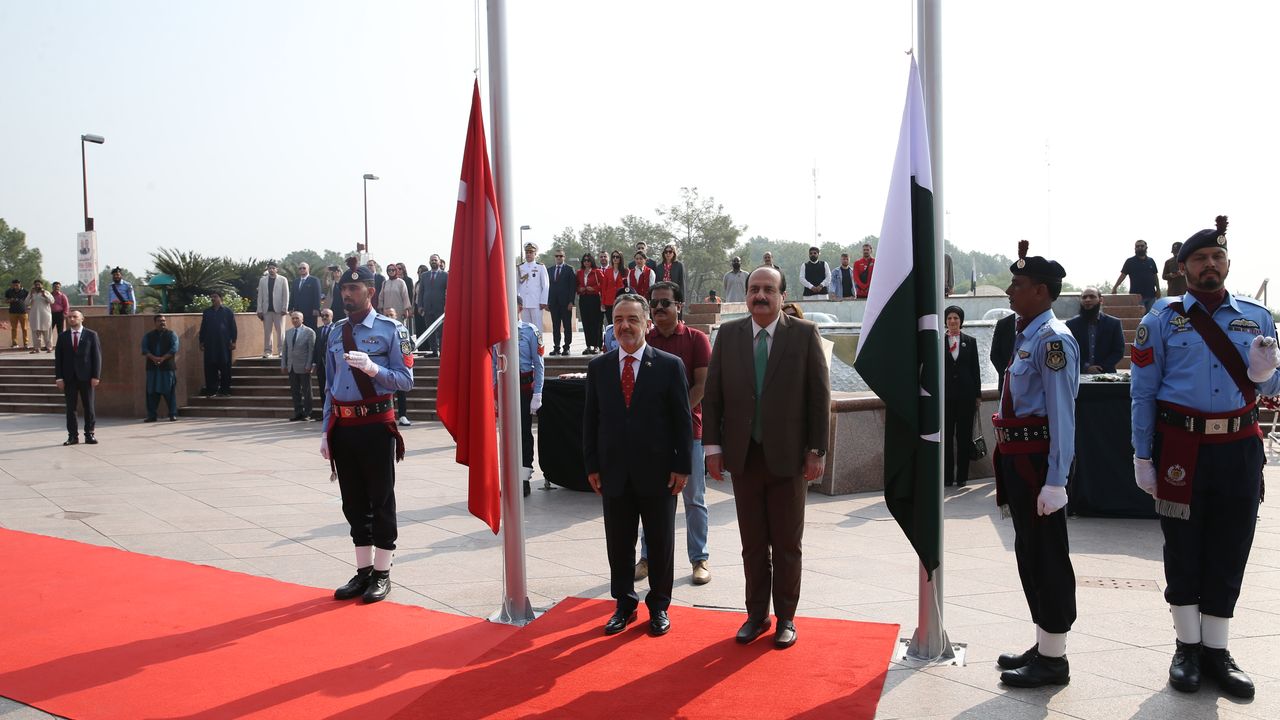 Pakistan'ın başkentinde 29 Ekim Cumhuriyet Bayramı kutlandı