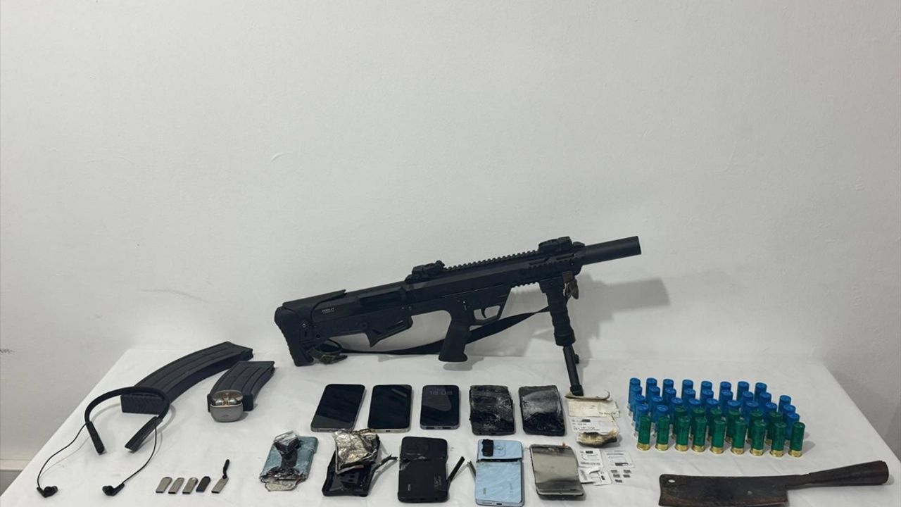 Şanlıurfa'da telefon dolandırıcılığı operasyonunda yakalanan 5 zanlı tutuklandı