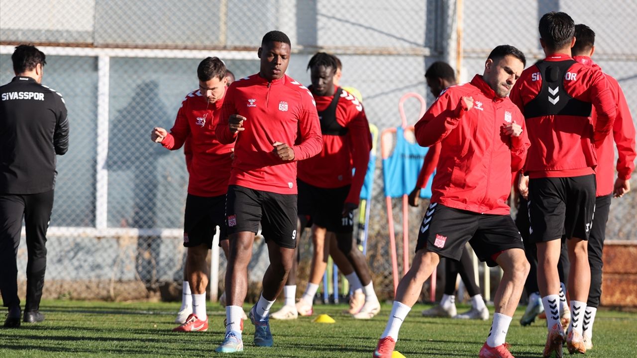 Sivasspor, Ümraniyespor maçının hazırlıklarını sürdürdü