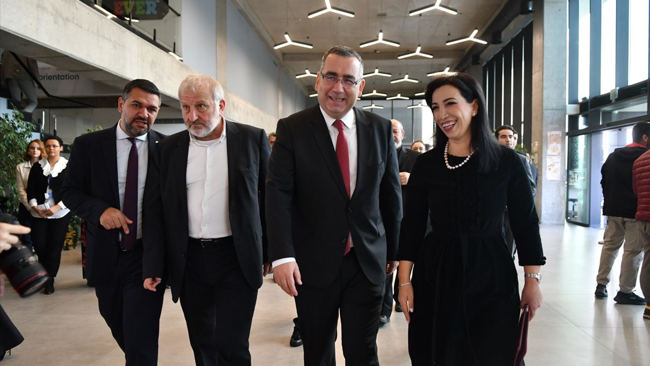 TMV'nin Tiran New York Üniversitesi'nde yeni akademik yılı açılış töreni düzenlendi