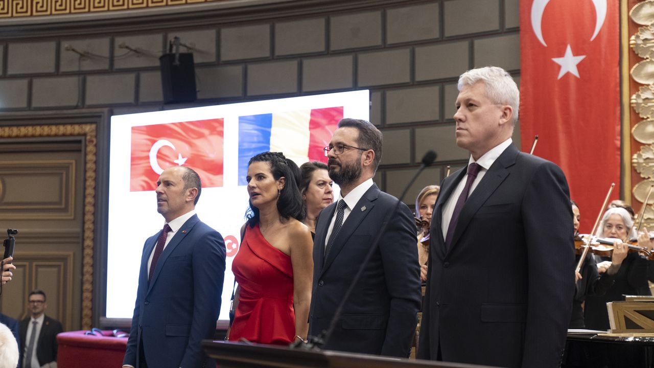 Türkiye Cumhuriyeti'nin 102. yılı Romanya'da resepsiyonla kutlandı