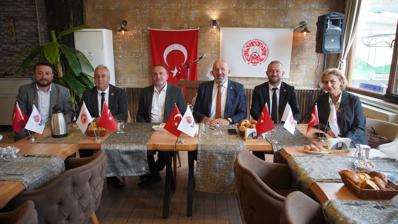 Türkiye Muhtarlar Konfederasyonu Genel Başkanı Kadir Delibalta, Edirne'de muhtarlarla buluştu: