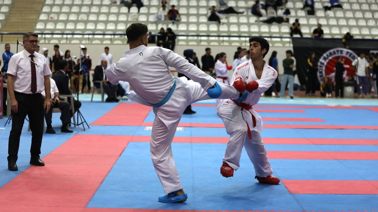 Ümit, Genç ve 21 Yaş Altı Türkiye Karate Şampiyonası sona erdi