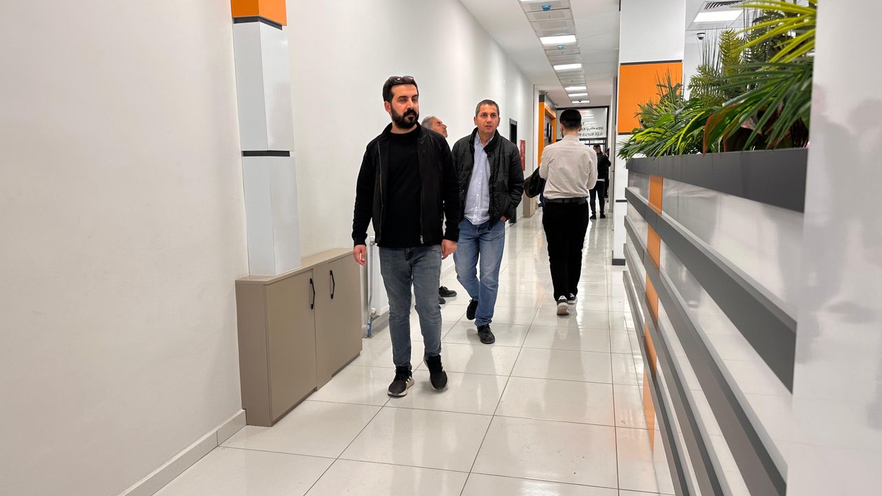 Van'da nüfus müdürlüklerinde sürücü belgesi yenileme yoğunluğu