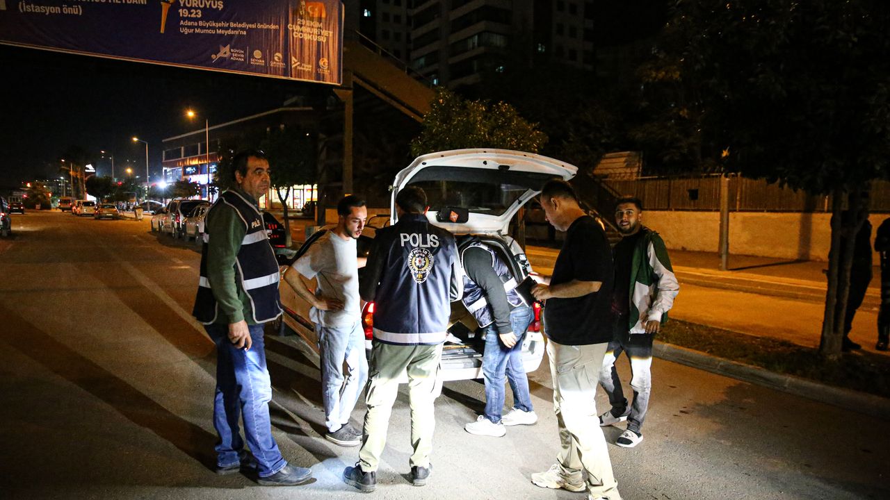 Adana'da helikopter destekli 'huzur ve güven' uygulaması yapıldı