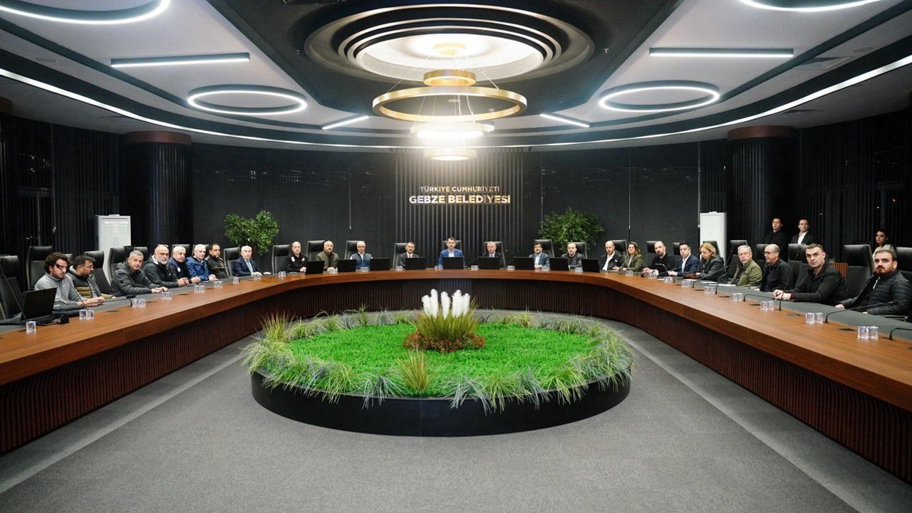 Bakan Kurum'dan Gebze Belediyesi'ndeki değerlendirme toplantısına ilişkin paylaşım: