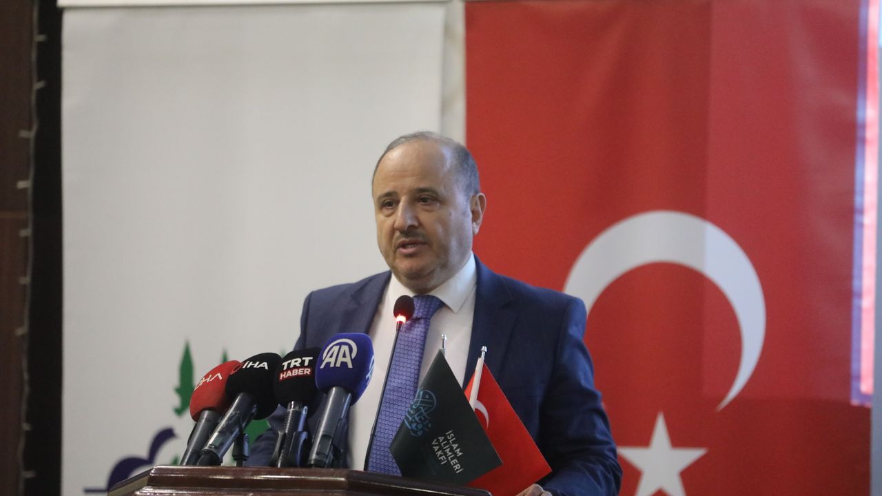 Balkanlar'dan gelen din alimleri Edirne'de bir araya geldi