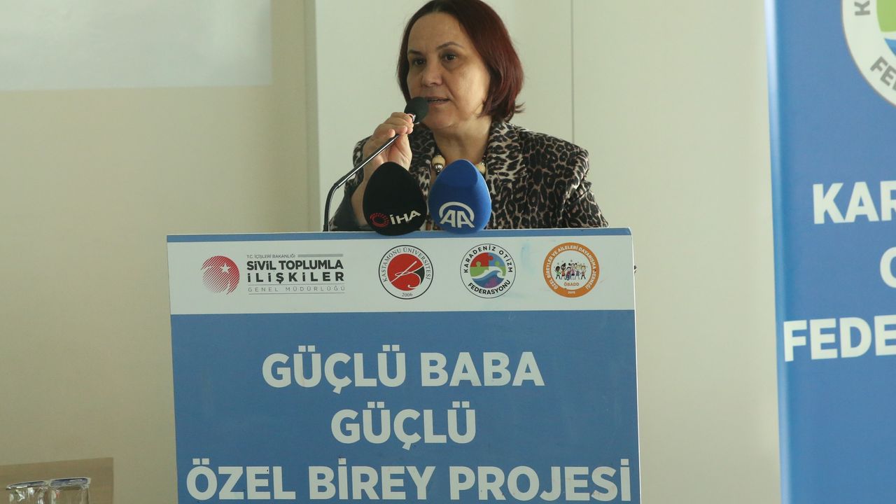 ⁠Kastamonu'da 'Güçlü Baba Güçlü Özel Birey Proje Çalıştayı' yapıldı