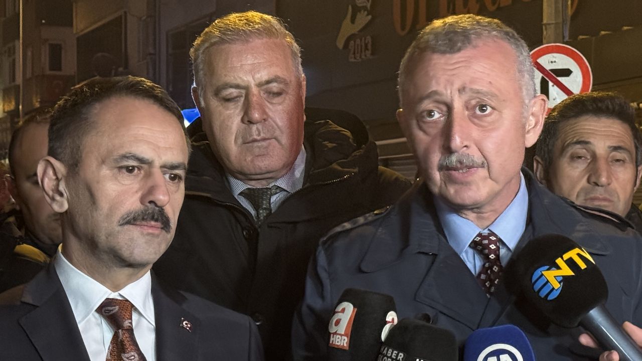 Kocaeli'de çöken apartmanın bulunduğu bölgeyle ilgili yol haritası belirlendi