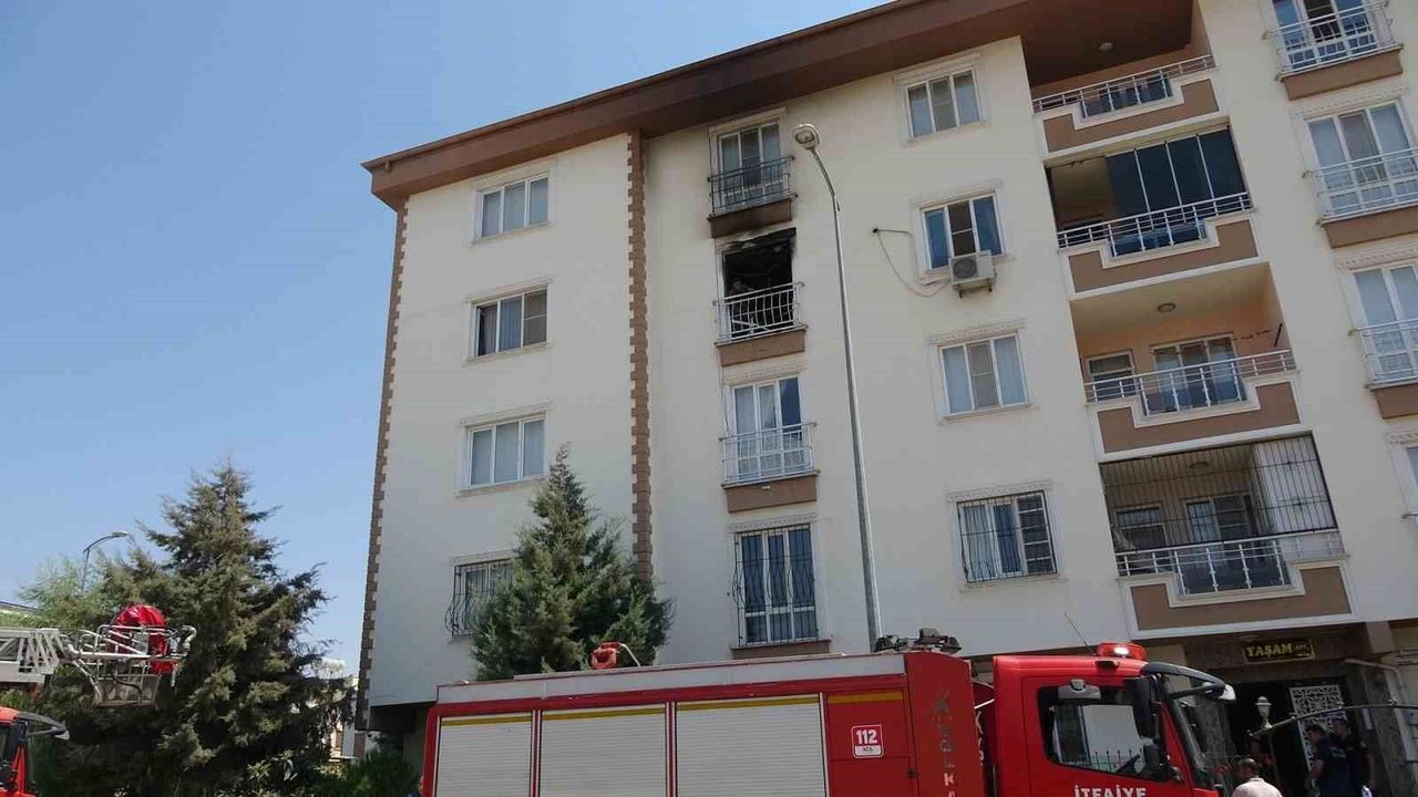 Kilis'te korkutan yangın