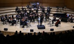 Ankara Üniversitesi Tıp Fakültesi Oda Orkestrası CSO Ada Ankara'da konser verdi