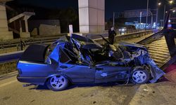 Bursa'da tıra arkadan çarpan otomobilin sürücüsü ağır yaralandı