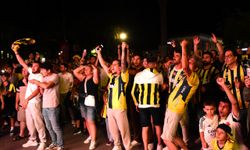 Fenerbahçe'nin THY Avrupa Ligi şampiyonluğu Antalya, Muğla, Isparta ve Burdur'da da kutlandı