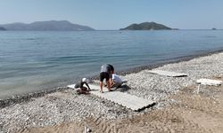 Fethiye'de belediyenin işlettiği plaj engelliler için düzenlendi