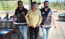 GÜNCELLEME - Borsa işlemlerinde usulsüzlük yaptıkları iddiasıyla aranan 6 şüpheli yakalandı