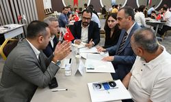 Iraklı iş insanları Antalyalı sanayicilerle buluştu