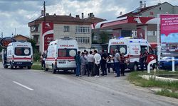 Kastamonu'da ambulansla cipin çarpıştığı kazada 4 kişi yaralandı
