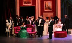 Samsun Devlet Opera ve Balesi "La Traviata" operasını sahneledi