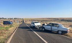 Şanlıurfa'da iki otomobilin çarpıştığı kazada 7 kişi yaralandı