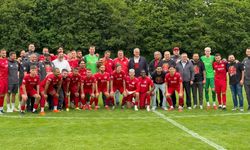 Almanya'da Türkspor Neckarsulm, Verbandsliga şampiyonu olarak üst lige çıktı