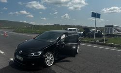 Ardahan'da iki otomobilin çarpıştığı kazada 4 kişi yaralandı