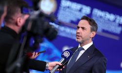 Bakan Bayraktar: '(İsrail'in İran'a saldırıları) Enerji sektörümüz oldukça güçlü ve dayanıklı durumda'