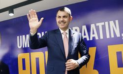 Bakan Kurum, AK Parti Güngören İlçe Başkanlığını ziyaret etti