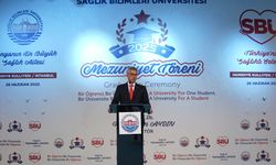 Bakan Memişoğlu, Sağlık Bilimleri Üniversitesi mezuniyet törenine katıldı: